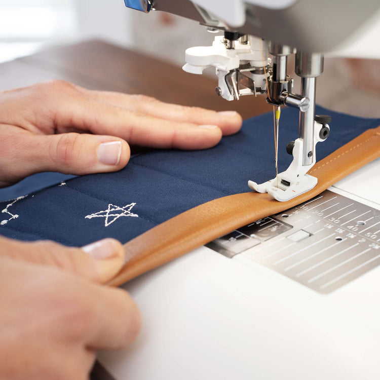 Machines à coudre pour le cuir