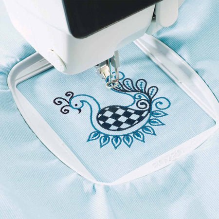 PFAFF® creative™ Petite Square Hoop 80 x 80 mm -- Product Image