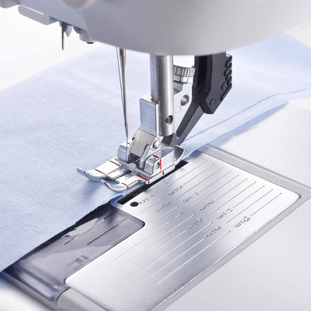 PFAFF® 1/4 inch Quilting Foot for IDT™ System -- Imagen del producto