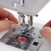 Máquina de coser HUSQVARNA® VIKING® Refurbished ONYX™ 25 -- Imagen del producto