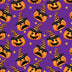 Calabazas traviesas de Halloween sobre fondo morado, 100 % algodón. Precio por yarda