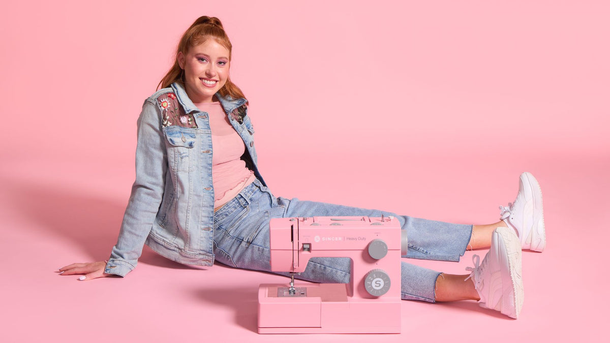 Sew strong. Sew bold. Sew PINK! 💕 The powerhouse SINGER® Heavy Duty 4411 is now available with an exclusive Pink color.