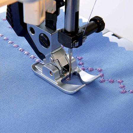 PFAFF® Candlewicking Foot for IDT™ System -- Imagen del producto