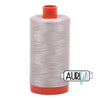 6725 Moondust Aurifil Algodón 50wt Bobina grande||color:6725 Moondust