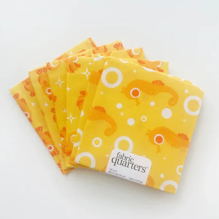 6 «fat quarters» - 3 estampados x 2 de cada uno: «Yellow Fish», 100 % algodón, precortados