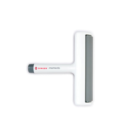 SINGER® MOMENTO™ 6 inch Brayer -- Product Image