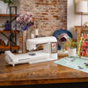 Máquina de coser y bordar HUSQVARNA® VIKING® DESIGNER TOPAZ™ 40 -- Imagen del producto