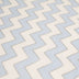 Tela de rayón de bambú «Stitch & Sparkle», algodón, ancho 42/44, por yardas, estampado en zigzag azul metalizado