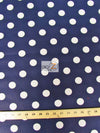 Tejido estampado de poliéster y algodón con lunares grandes / Lunares azul marino y blancos / Se vende por metros||color: azul marino