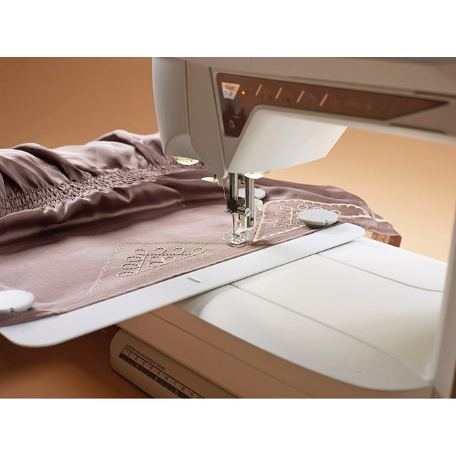 Gran superficie para coser y bordar