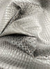 Tejido vinílico con relieve 3D «Florida Gator» en color plata mercurio / Se vende por metros
