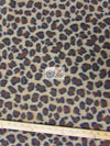 Tejido polar con estampado de leopardo en color moca claro