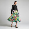 Stitch & Sparkle, 100 % poliéster, charmeuse de 57" de ancho, estampado floral en tela de corteza, se vende por yardas