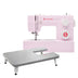 Lote compuesto por la máquina de coser SINGER® Heavy Duty 4452 en color rosa Heavy Duty 4452 y una mesa de extensión