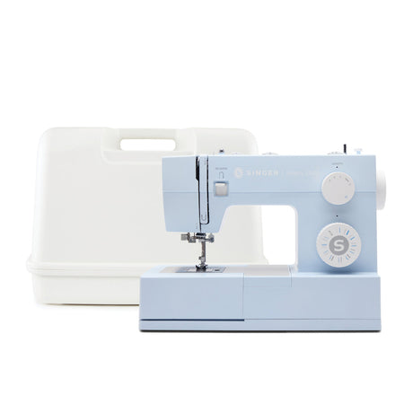 Ensemble « SINGER® » : machine à coudre « Heavy Duty 4423 » couleur « Meltwater Blue » et mallette de transport rigide