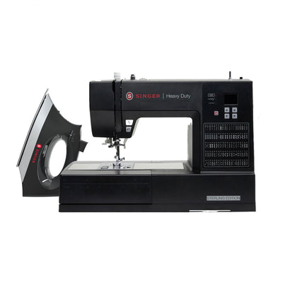 Lote compuesto por la máquina de coser computarizada SINGER® Heavy Duty 6600C Sterling y la plancha SteamCraft Plus 2.0