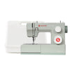 Paquete de la máquina de coser SINGER® Heavy Duty 4511™ Next Evolution en color salvia con estuche rígido