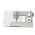 Paquete de la máquina de coser SINGER® Heavy Duty 4511™ Next Evolution en color salvia con estuche rígido