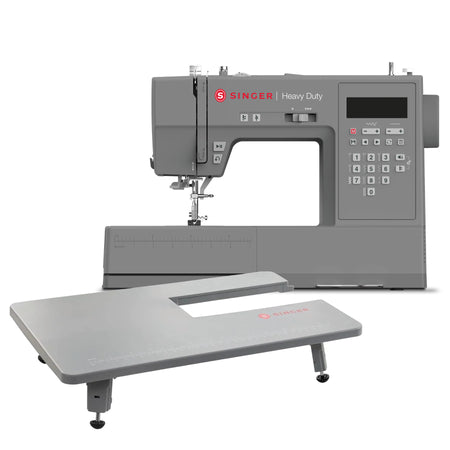 Paquete de máquina de coser computerizada SINGER® « Heavy Duty 6700C » y mesa de extensión
