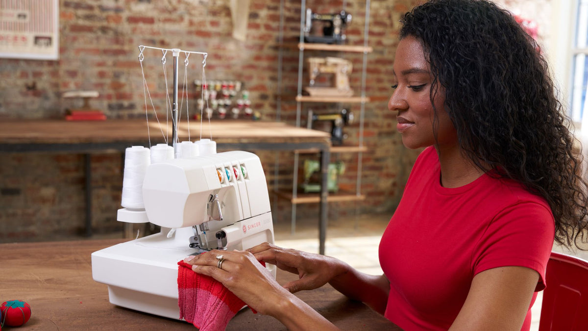 SINGER® S0080 Serger