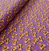 Calabazas traviesas de Halloween sobre fondo morado, 100 % algodón. Precio por yarda