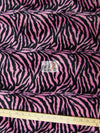 Tejido de felpa de pelo corto con estampado de cebra en rayas finas rosa y negro / Se vende por metros||color: Cebra en rayas finas rosa y negro