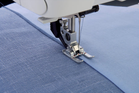Pie prénsatelas PFAFF® con puntera abierta para sistema IDT™ (6mm) -- Imagen del producto