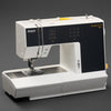 PFAFF® passport™ 2.0 Machine à coudre et table d'extension avec sac -- Image du produit
