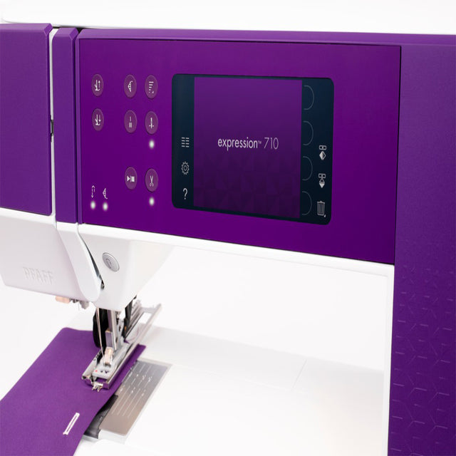 PFAFF® Color Touch Screen