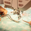 HUSQVARNA® VIKING® Designer Embellishment Attachment Bundle -- Imagen del producto