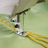 HUSQVARNA® VIKING® Prensatelas para hilos con tres agujeros (1 - 8) -- Imagen del producto
