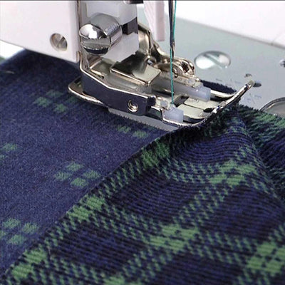 SINGER® Even Feed / Walking Presser Foot for SE91 Series Sewing & Embroidery Machines -- Product Image