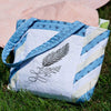 Máquina de coser y bordar HUSQVARNA® VIKING® Refurbished DESIGNER SAPPHIRE™ 85 -- Imagen del producto