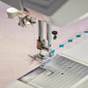 HUSQVARNA® VIKING® EPIC QUILT™ 97 Paquete de máquina de coser y accesorios -- Imagen del producto